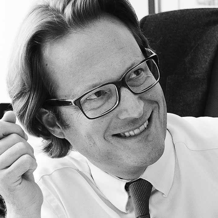 Portraitbild Dr. Oliver Tiegelkamp, LL.M. – Rechtsanwalt